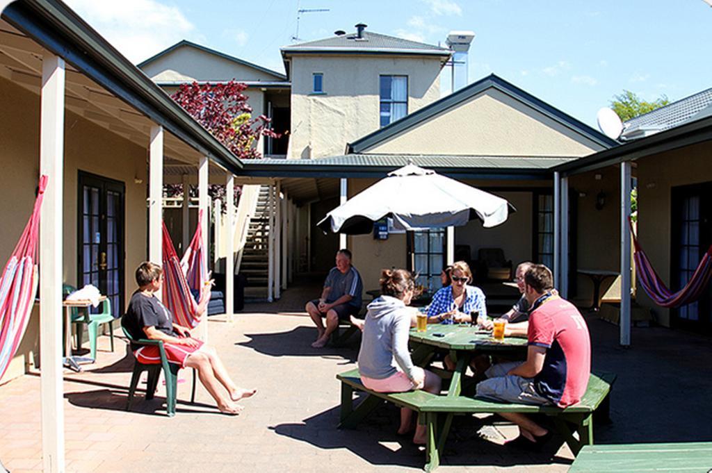 The Prince Albert Backpackers & Bar Нелсън Екстериор снимка