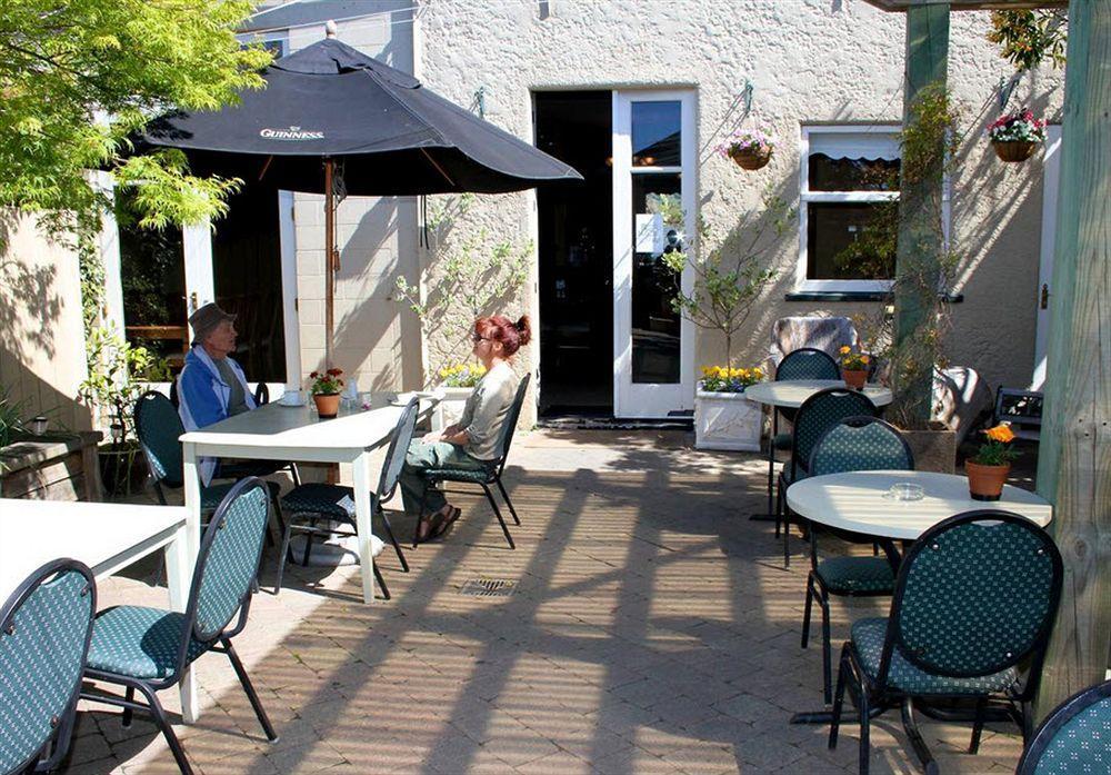 The Prince Albert Backpackers & Bar Нелсън Екстериор снимка