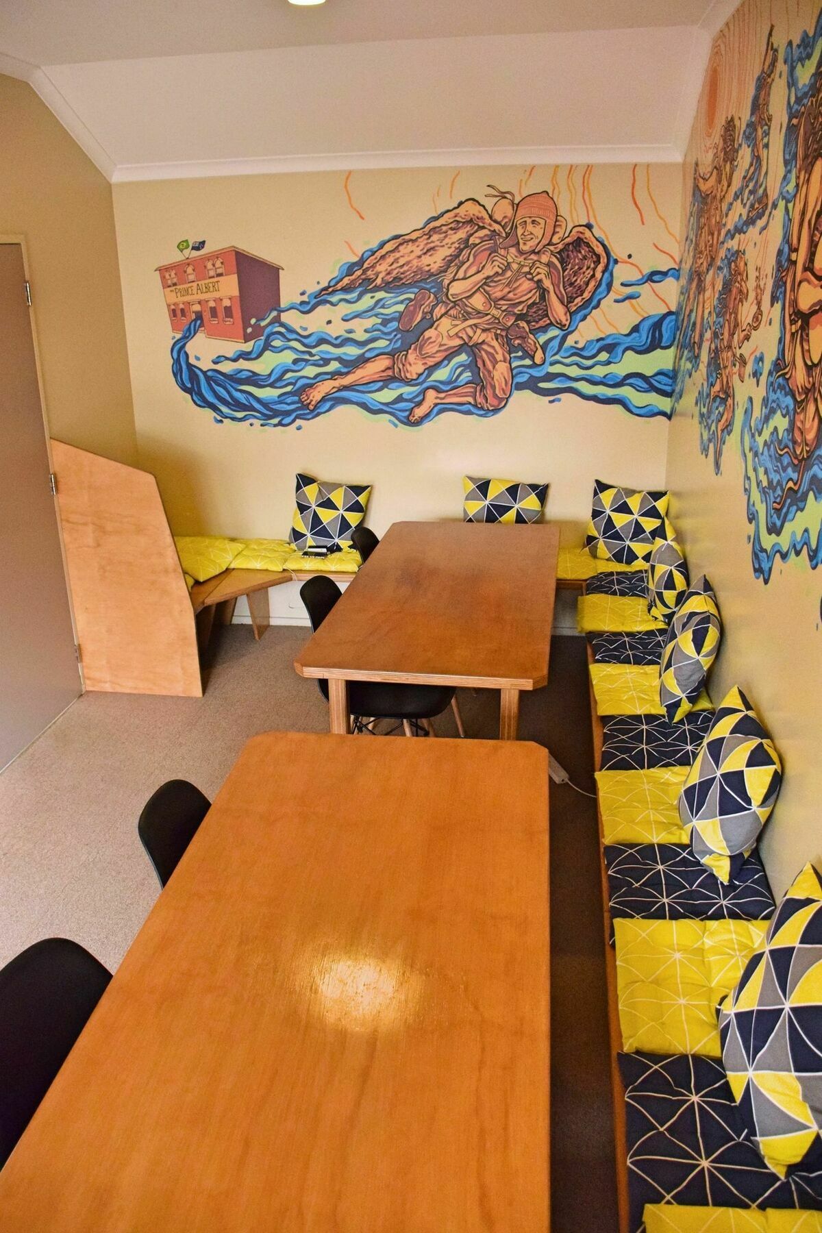 The Prince Albert Backpackers & Bar Нелсън Екстериор снимка