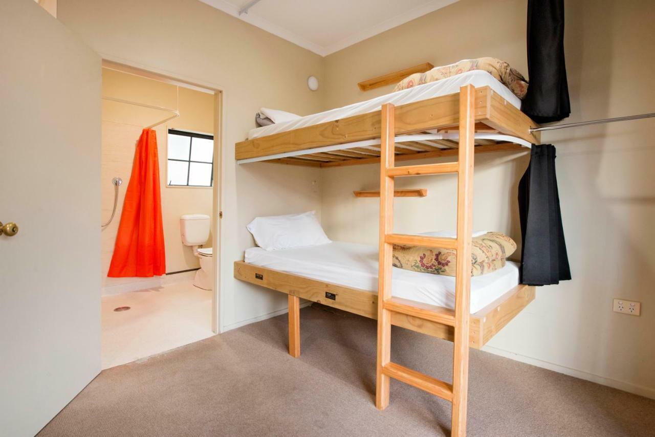 The Prince Albert Backpackers & Bar Нелсън Екстериор снимка